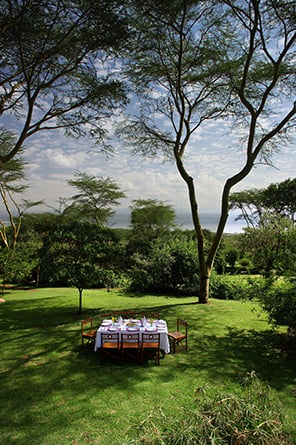 Experiential dining <br /><h4>LION HILL GAME LODGE</h4>